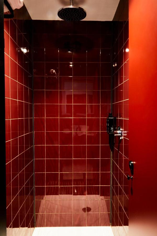 Latroupe Prado Hostel Madrid Luaran gambar